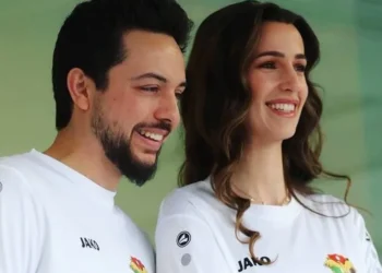 الأمير الحسين والأميرة رجوة برسالة إلى منتخب الأردن