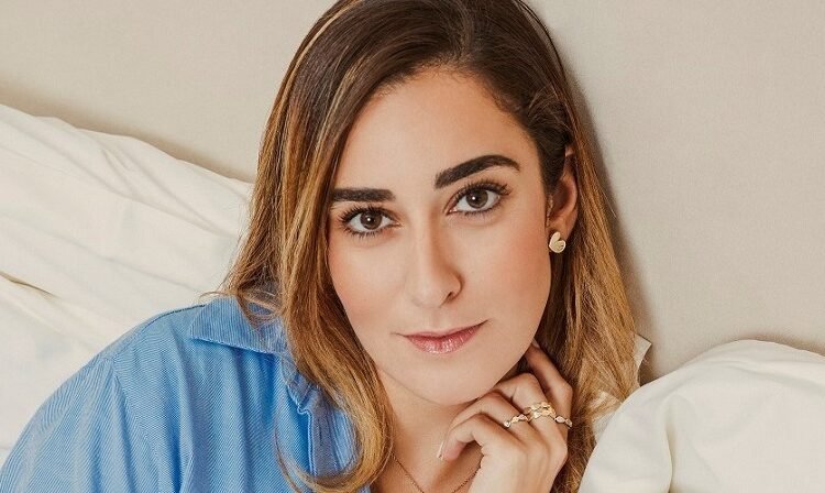 أمينة خليل تكشف لأول مرة سبب تراجعها عن عملية تجميل الأنف