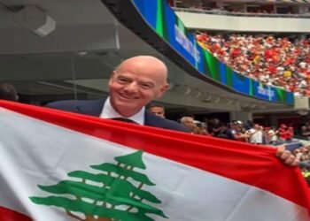 جياني إنفانتينو يرفع علم لبنان في كأس العالم