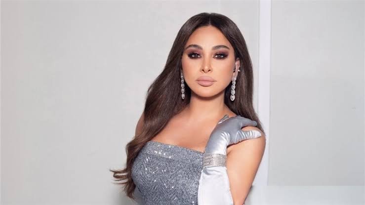 إليسا توجه رسالة مؤثرة وتثير تكهنات حول جديدها