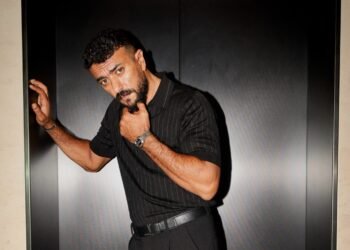 أحمد العوضي يكشف عدد مرات وقوعه في الحب