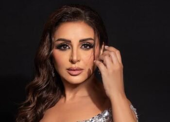 أزمة صحية تصيب والد أنغام وشقيقها يطلب الدعاء له