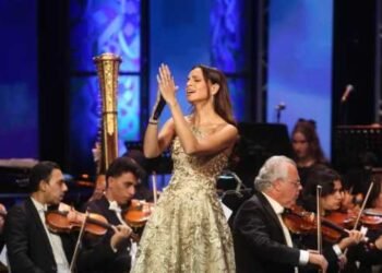 المايسترو نادر عباسي يشيد بحفل آمال ماهر بدار الأوبرا المصرية