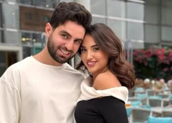 غيث مروان وسارة الورع يُرزقان بمولودهما الأول
