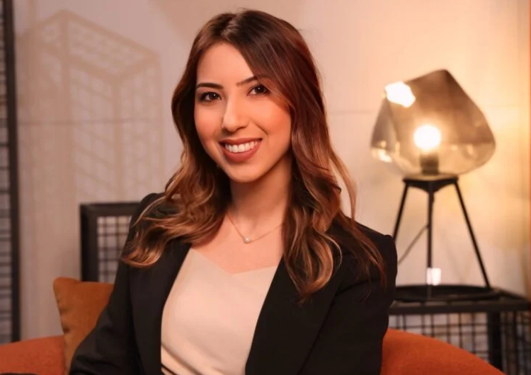 ياسمين بوذياب.. إعلامية تصنع بصمتها من خلال قوة الحكاية